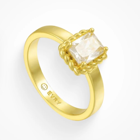 Irresistible Ring - Picture 1 of 1